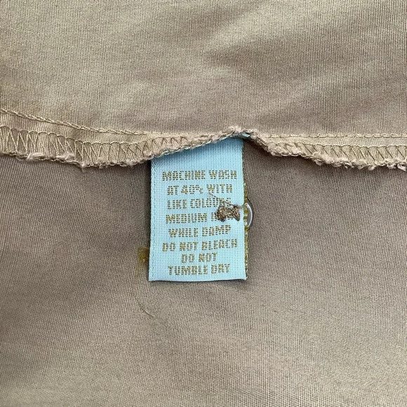 HAWES & CURTIS Taupe Fitted Hipster Shirt Size 40 - Picture 11 of 15